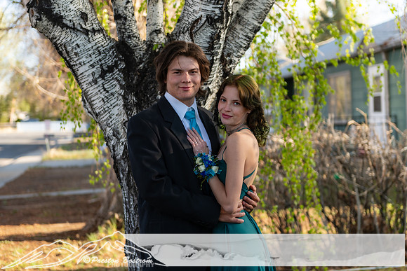 20260425-red_prom_grad-36-DSC_98749874-8256 x 5504