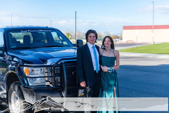 20260425-red_prom_grad-60-DSC_98999899-8256 x 5504
