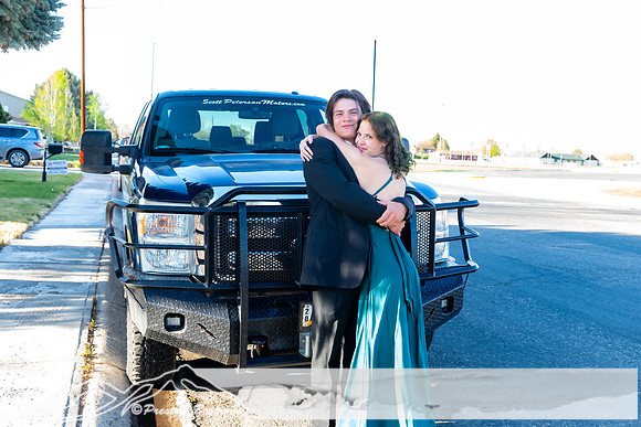 20260425-red_prom_grad-68-DSC_99079907-8256 x 5504