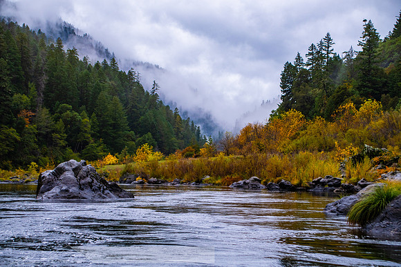 Rogue_River_slides-4-20191019-2019 -DSC_2513-549-5568 x 3712-5568 x 3712
