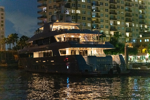 20190410-Ebix Day 1 boat-general_fam-DSC_1567-219-8256 x 5504