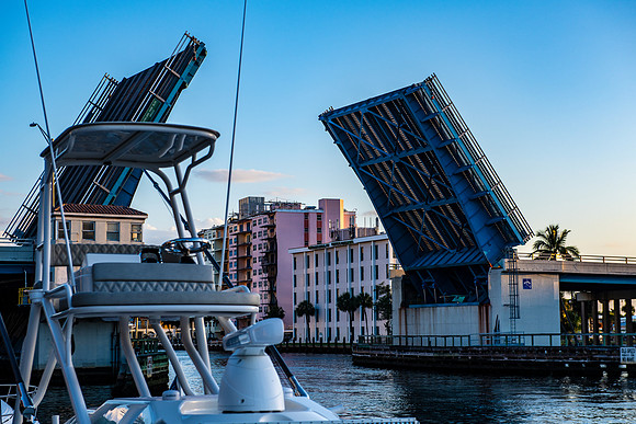 20190410-Ebix Day 1 boat-general_fam-DSC_1371-23-8256 x 5504