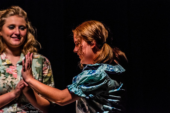 2018-whs_2018-10-05_7384_fall-play